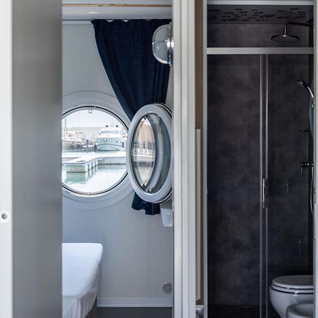 Marina Del Gargano Houseboat Ξενοδοχείο Manfredonia Εξωτερικό φωτογραφία
