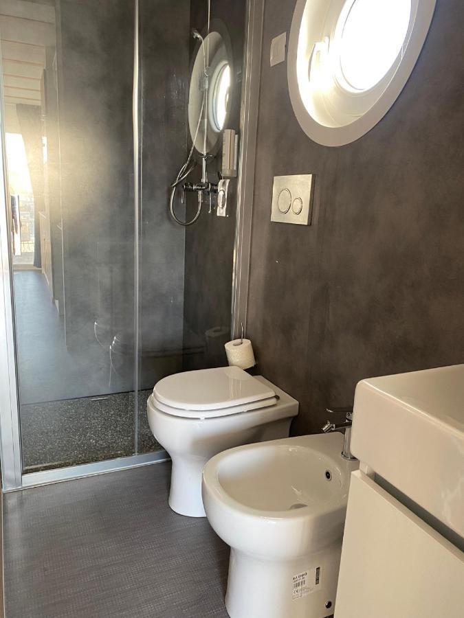 Marina Del Gargano Houseboat Ξενοδοχείο Manfredonia Εξωτερικό φωτογραφία