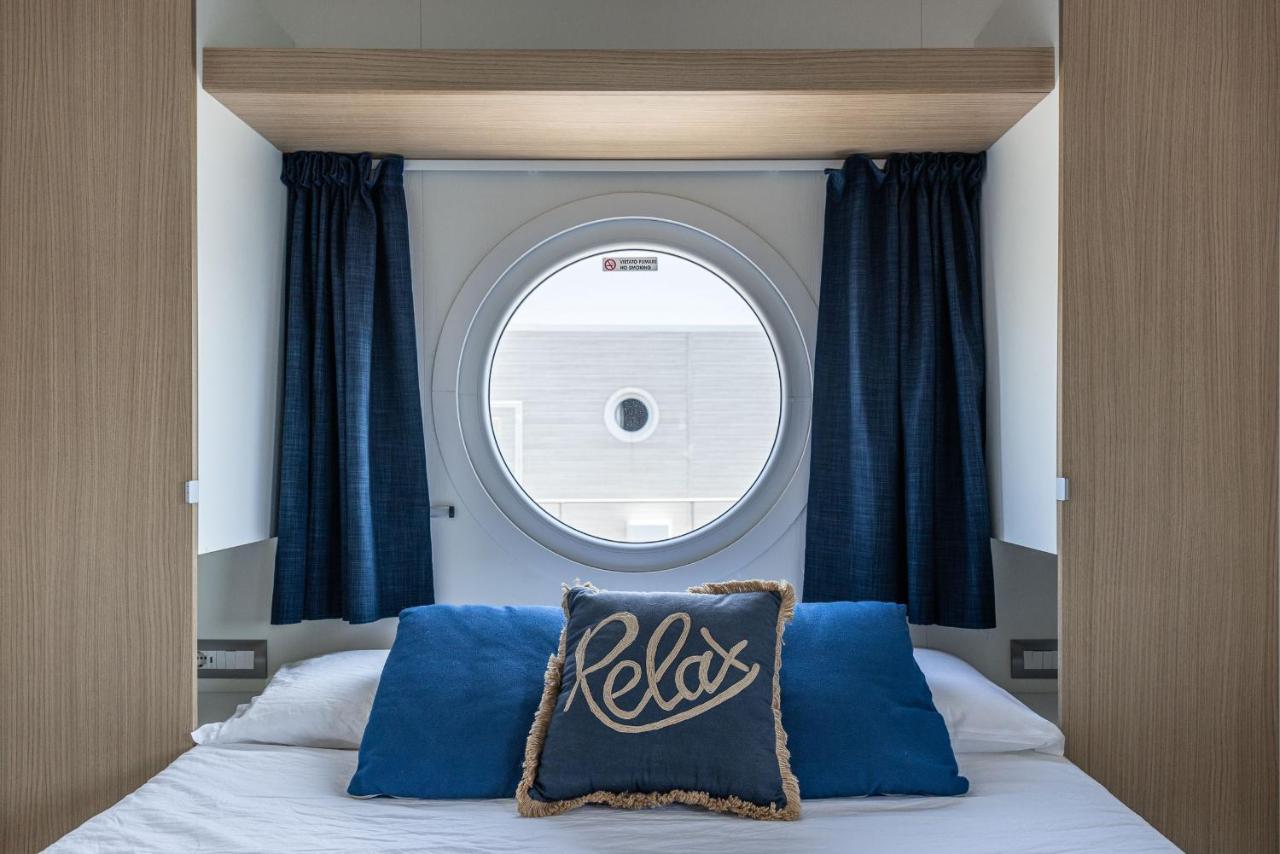 Marina Del Gargano Houseboat Ξενοδοχείο Manfredonia Εξωτερικό φωτογραφία