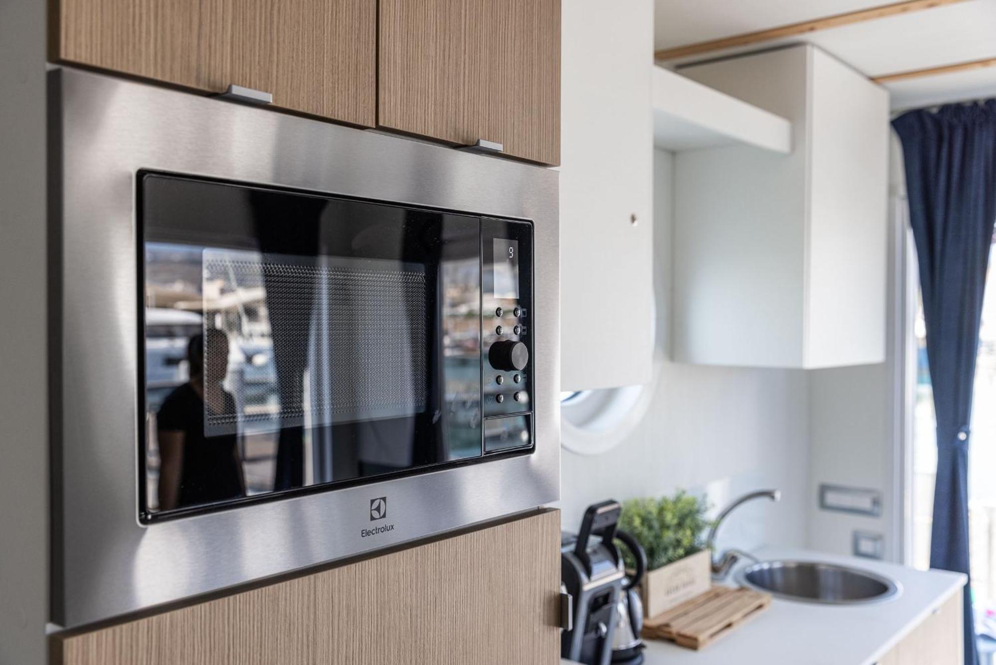 Marina Del Gargano Houseboat Ξενοδοχείο Manfredonia Εξωτερικό φωτογραφία