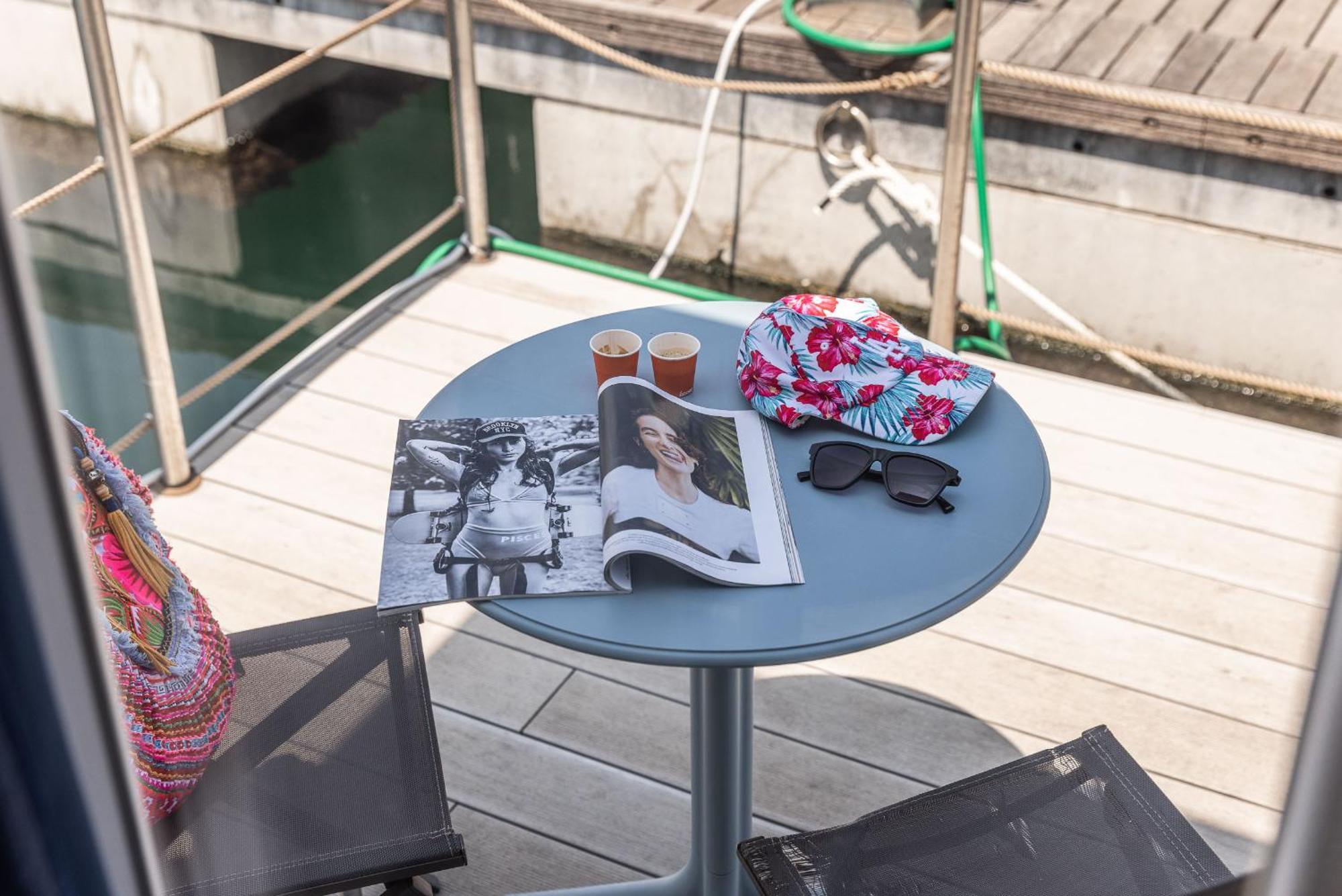 Marina Del Gargano Houseboat Ξενοδοχείο Manfredonia Εξωτερικό φωτογραφία